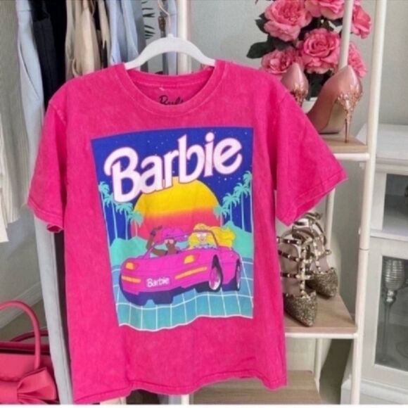 New Barbie Hot Pink Dream Car T- Shirt Size M/L - Picture 2 of 7